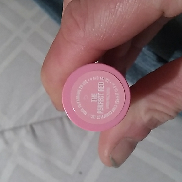 Jeffree star lipstick - Picture 2 of 2